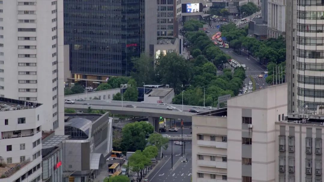 绽放尖端画质富士新旗舰x-h2发布,富士X-H2无反相机发布