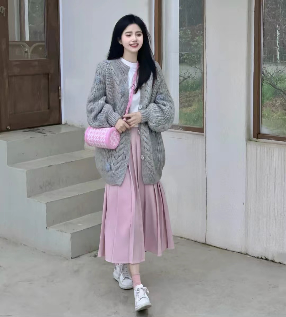 粉色搭配什么颜色显高级,粉色跟什么颜色搭配显高级