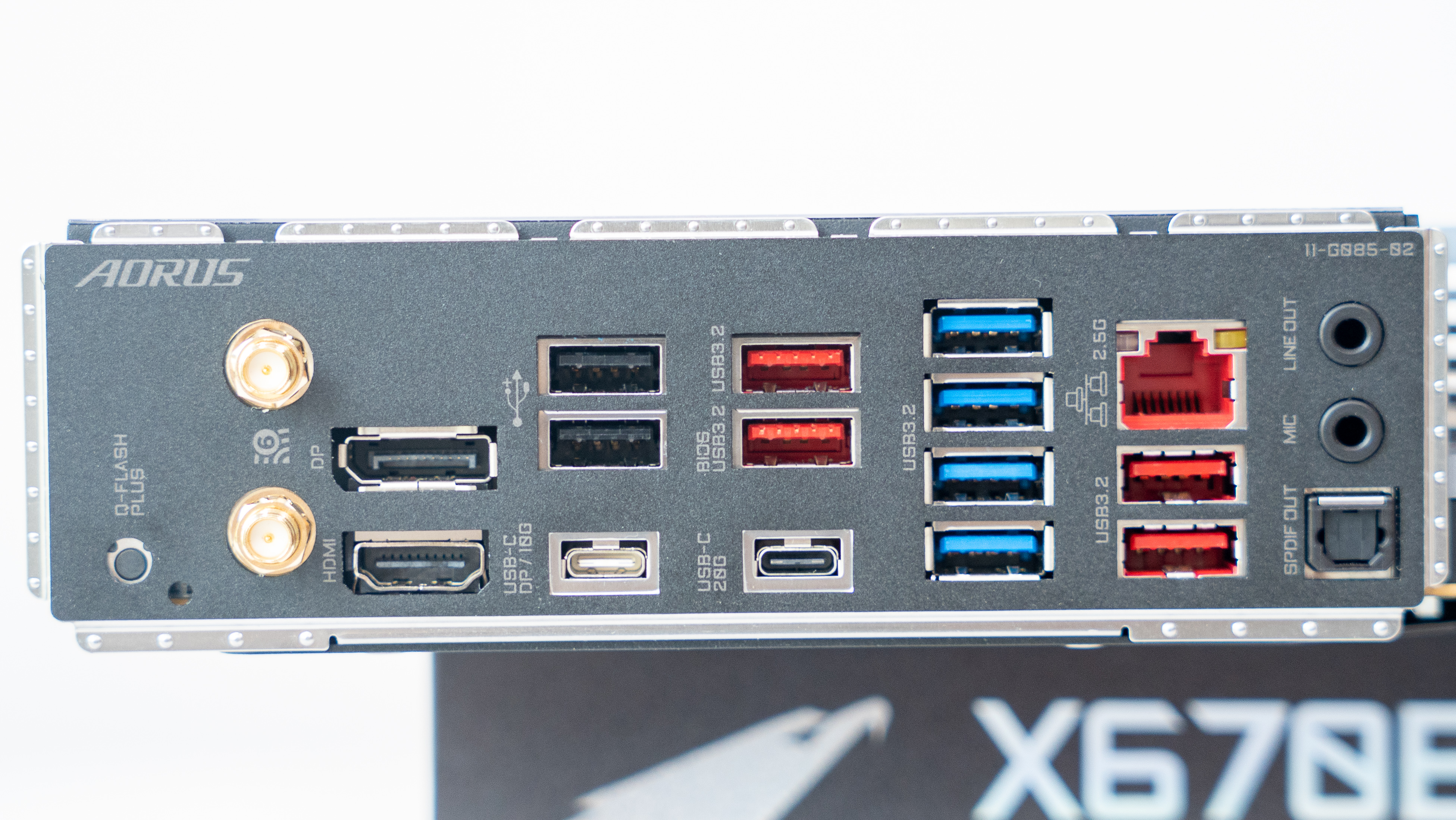 amd锐龙95900x和锐龙75800x对比,amd锐龙57700x处理器