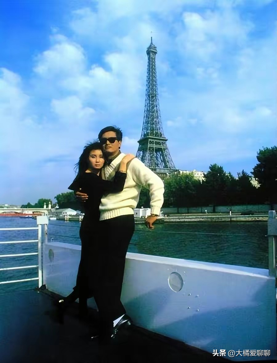 周润发是否对袁咏仪动心,周润发袁咏仪亲密动作