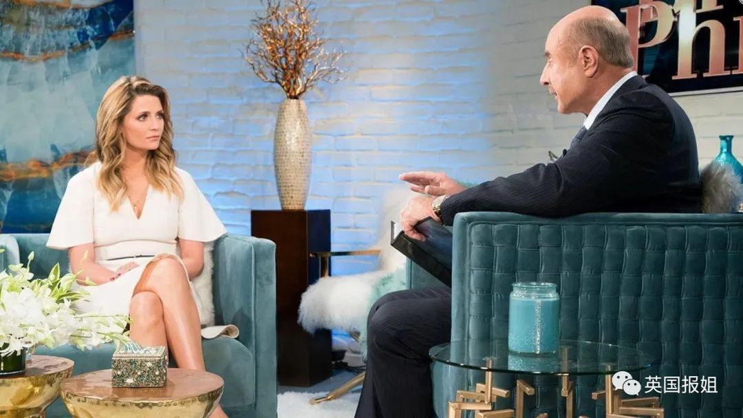 美国甜心美少女出道即爆火，却被亲妈下药控制当赚钱工具