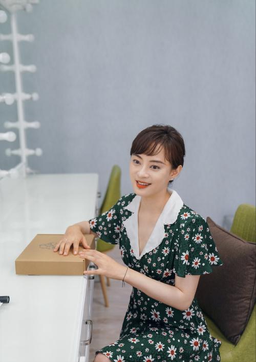 闷声发财财不外漏,闷声发财鲜为人知