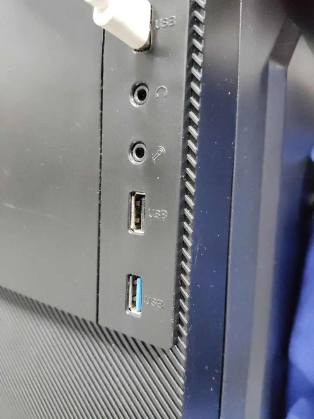 耳机插电脑前孔怎么有声音,耳机插入电脑前置接口没有声音