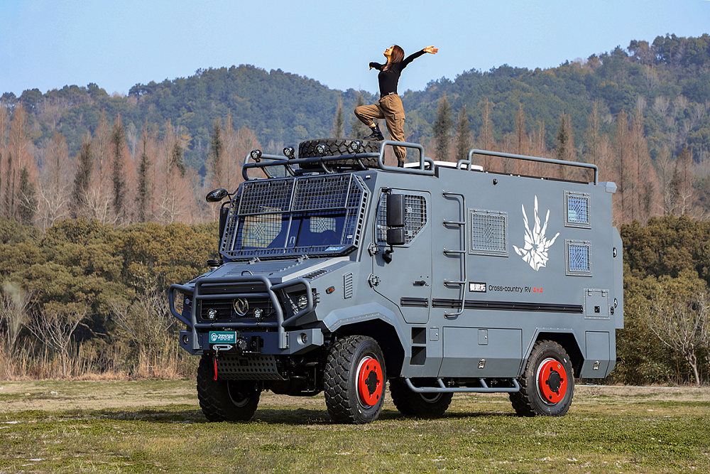 性能怪兽全地形越野,性能怪兽越野车