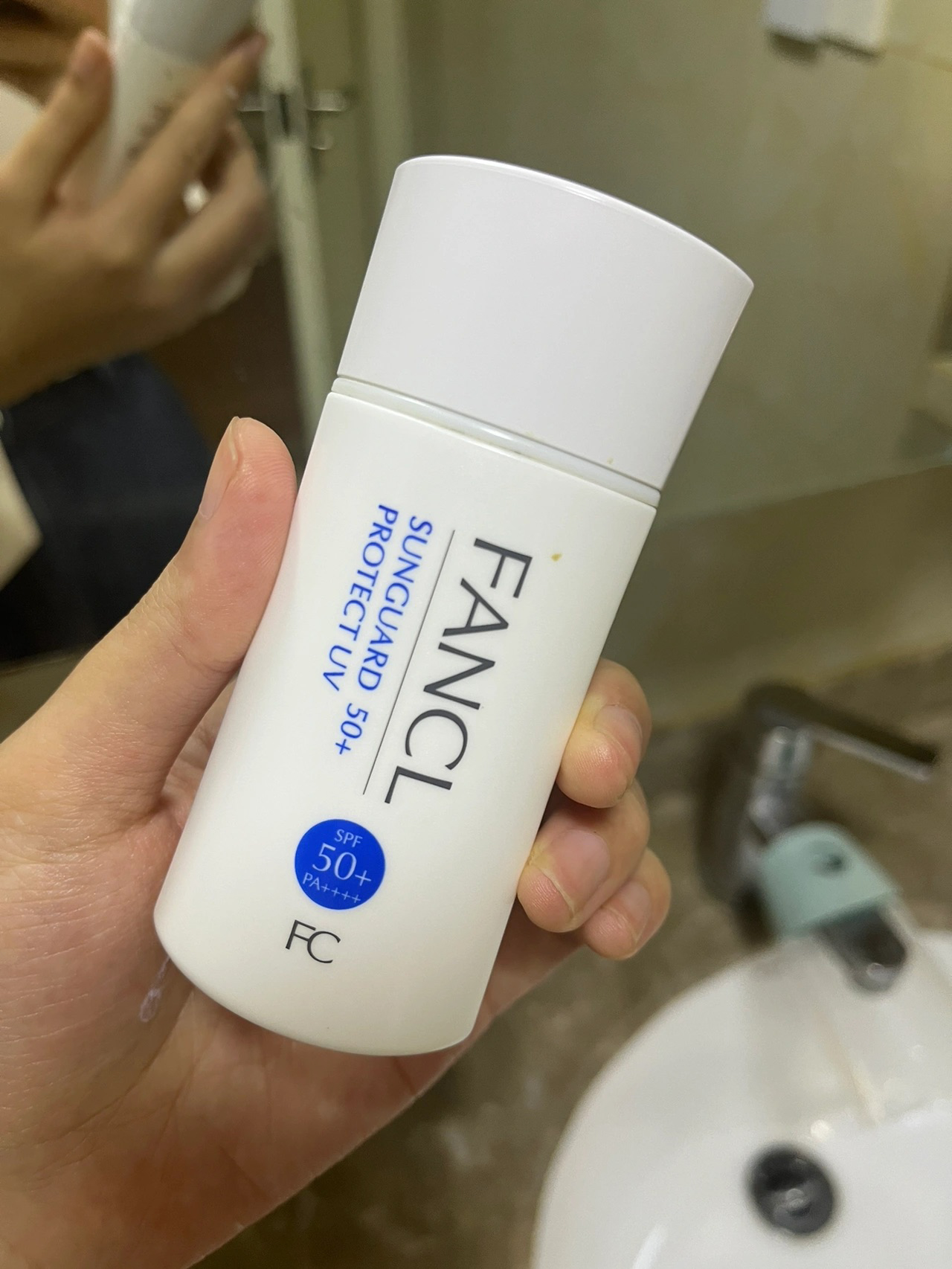 哪款防晒霜防晒效果最好最安全,防晒霜排名十大公认好用的防晒