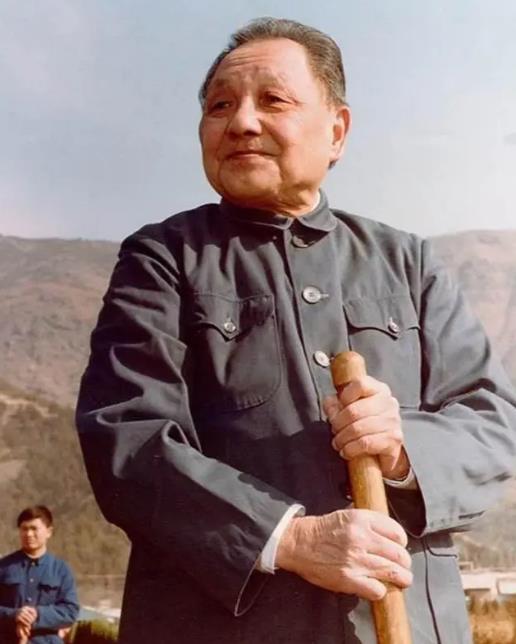 张学良恢复自由后去哪了,1996年张学良回东北