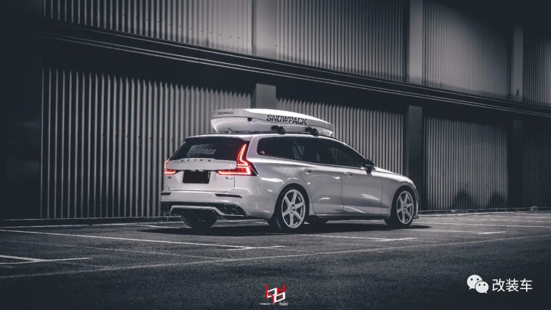 沃尔沃v60黑武士改装,深度试驾全新沃尔沃v60