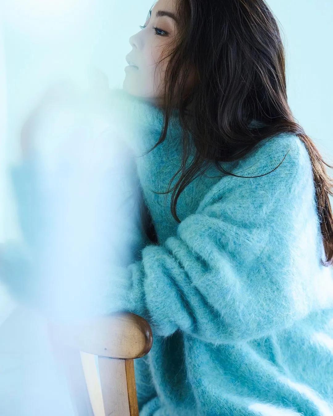 没想到!这3款“奶奶款毛衣”让姑娘们这么上头