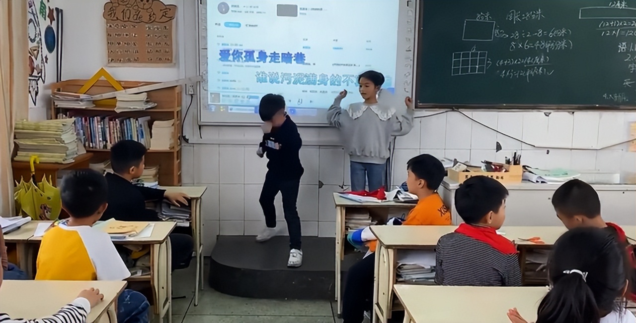 陈奕迅打进世界杯半决赛,世界杯陈奕迅孤勇者回放