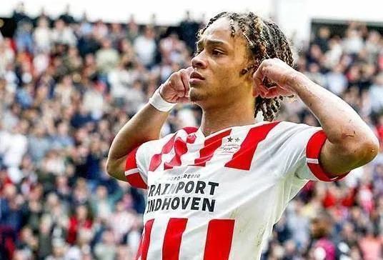 埃因霍温荷兰国脚,埃因霍温中场新星