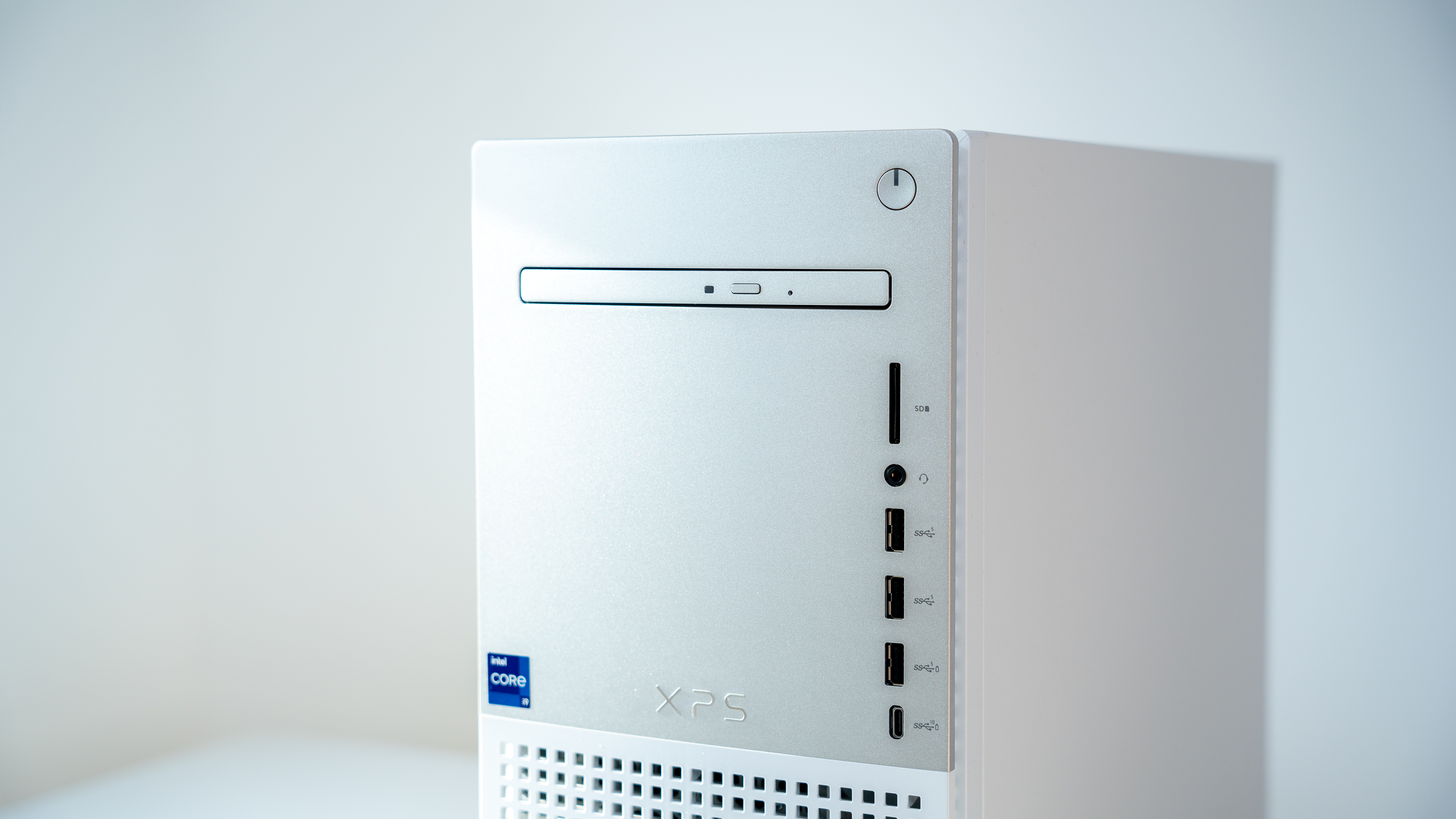 以后期设计师的角度看DELLXPS8950到底怎么样？