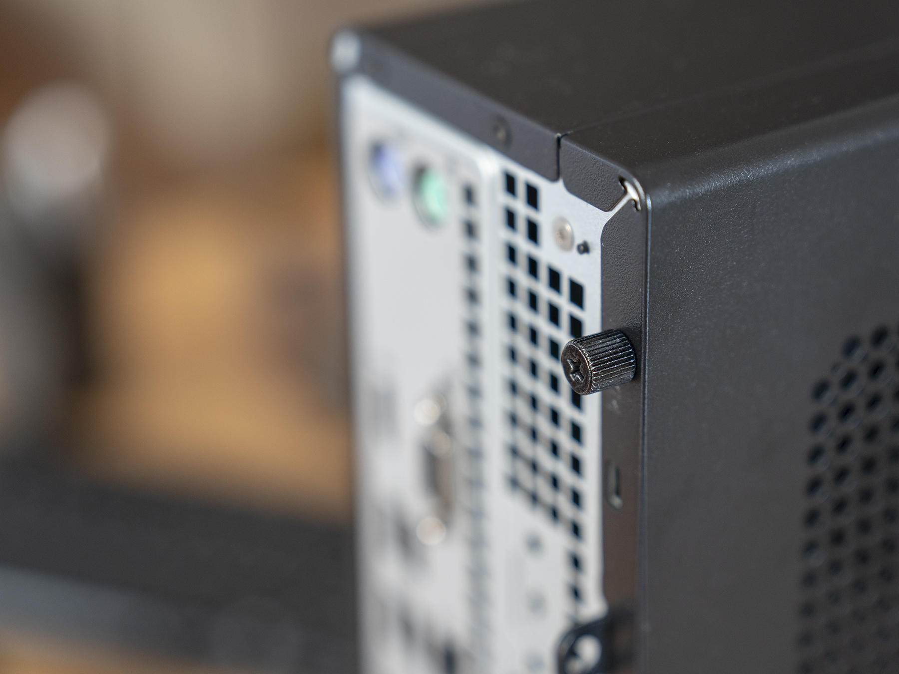 华硕破晓x9l,华硕破晓x酷睿版MiniPC测评