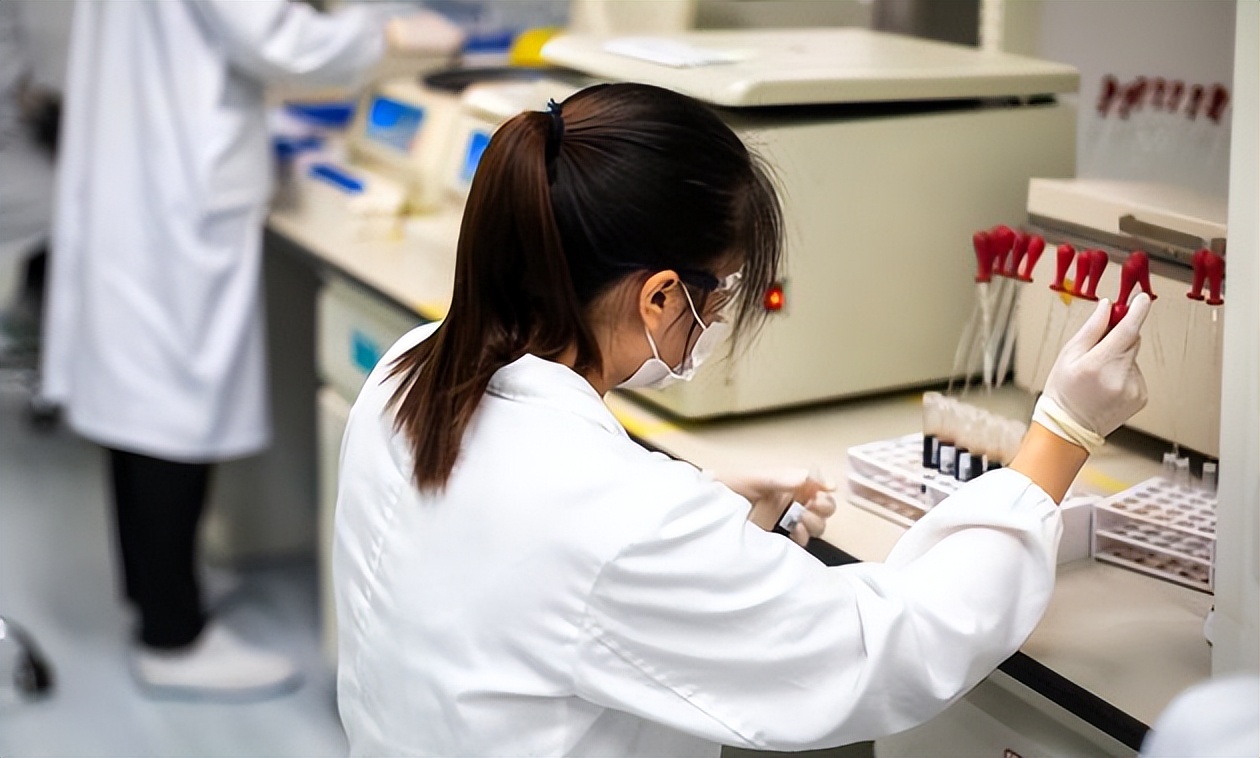 日企造假层出不穷,日本百年企业的匠心精神真的假的