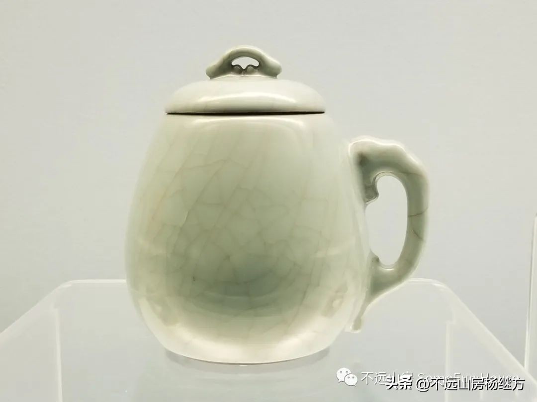 雍正乳白釉瓷器 (雍正年代青釉瓷器)