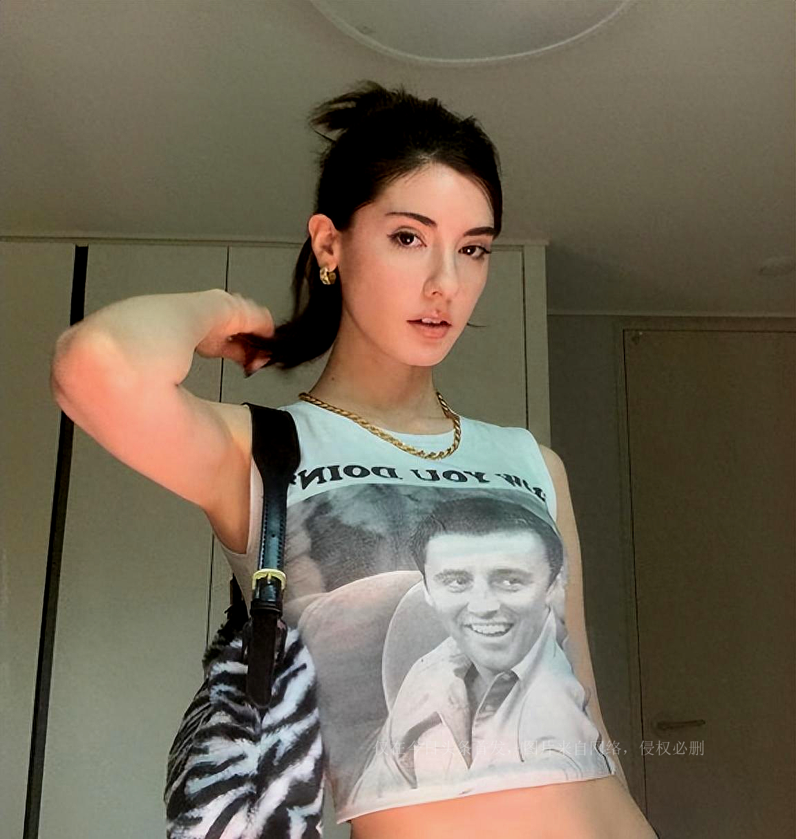 女子拍婚纱照被拍胖,女子婚纱照被拍胖