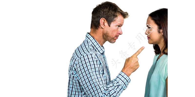 长期分居的夫妻离婚是最好的选择,夫妻长期分居妻子不爱沟通怎么办