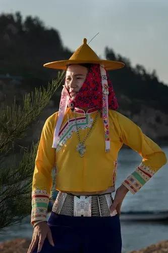 特殊汉族群体及服饰,清汉女和旗女服饰区别