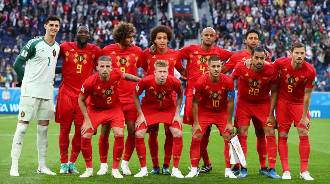 世界杯最新赛程8强球队,世界杯史上最强的五支球队都有谁