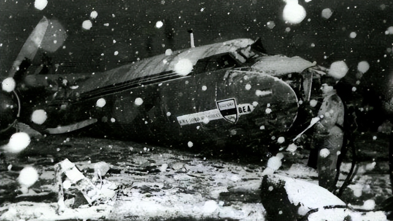 2008年曼联悼念慕尼黑空难,慕尼黑空难后伯纳乌援助曼联