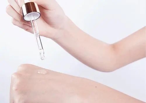 你不知道的精华液使用方法,好用的精华液是怎么使用