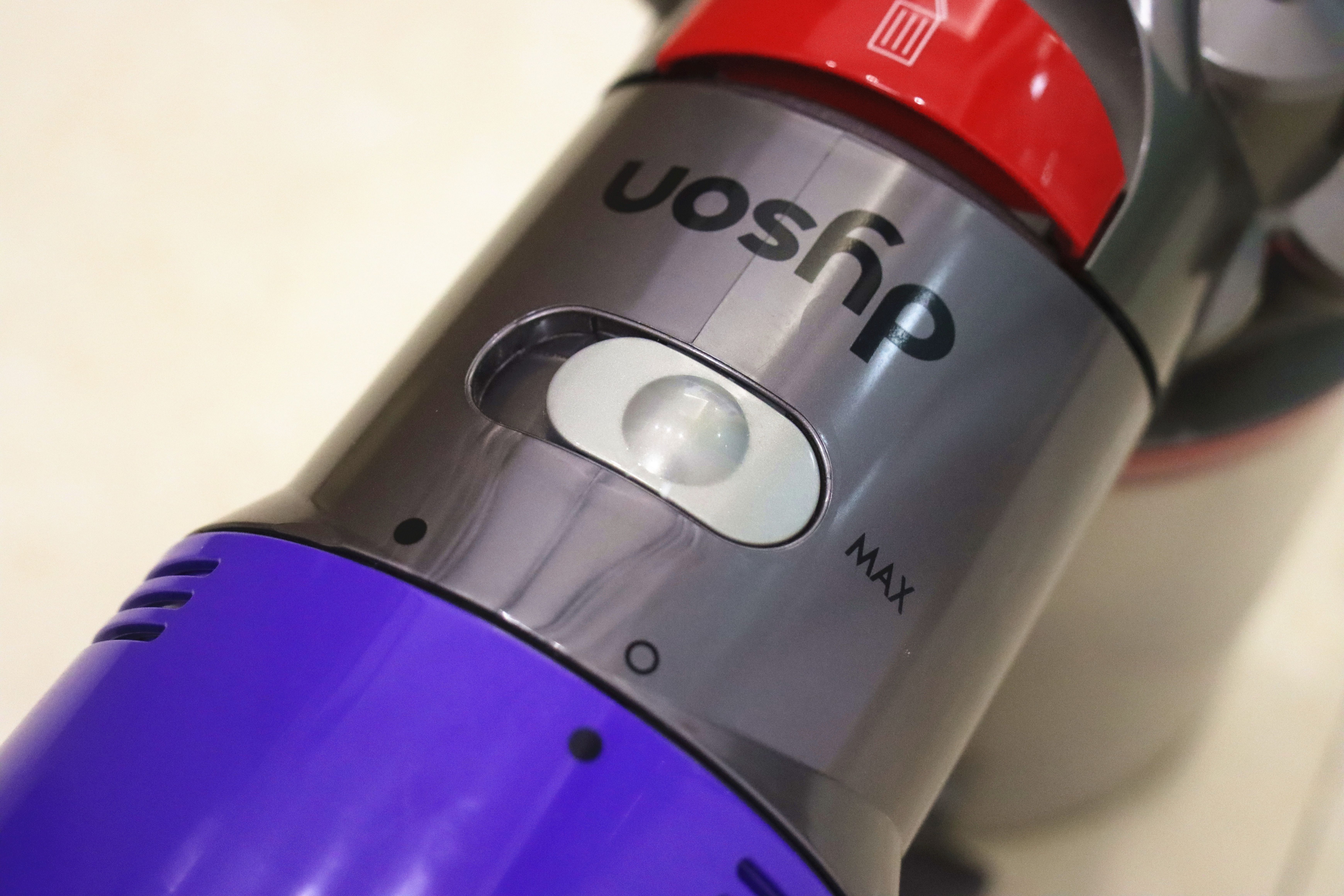 洗地机吸尘器扫地机器人哪个好,选吸尘器洗地机扫地机器人