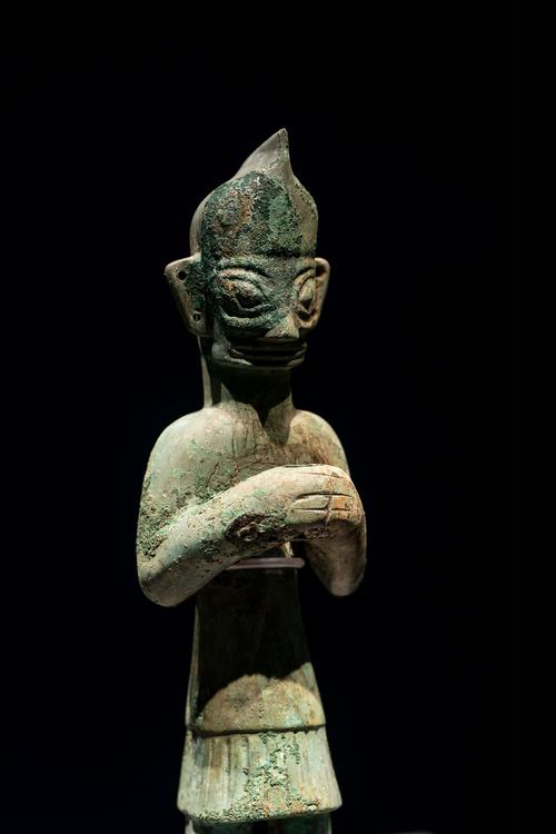 鍙や唬绁鍥炬,鍙や唬绁闈掗摐鍣ㄧ殑鐓х墖