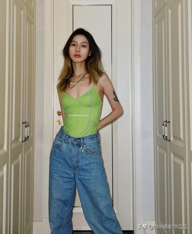 泳衣遮腿裤子怎么搭配,泳衣搭配裤子外穿