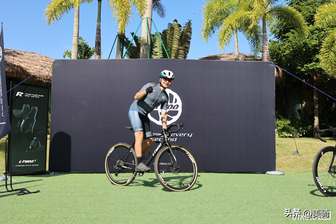 碳纤维公路车油压碟刹,公路碟刹碳纤维轮组推荐