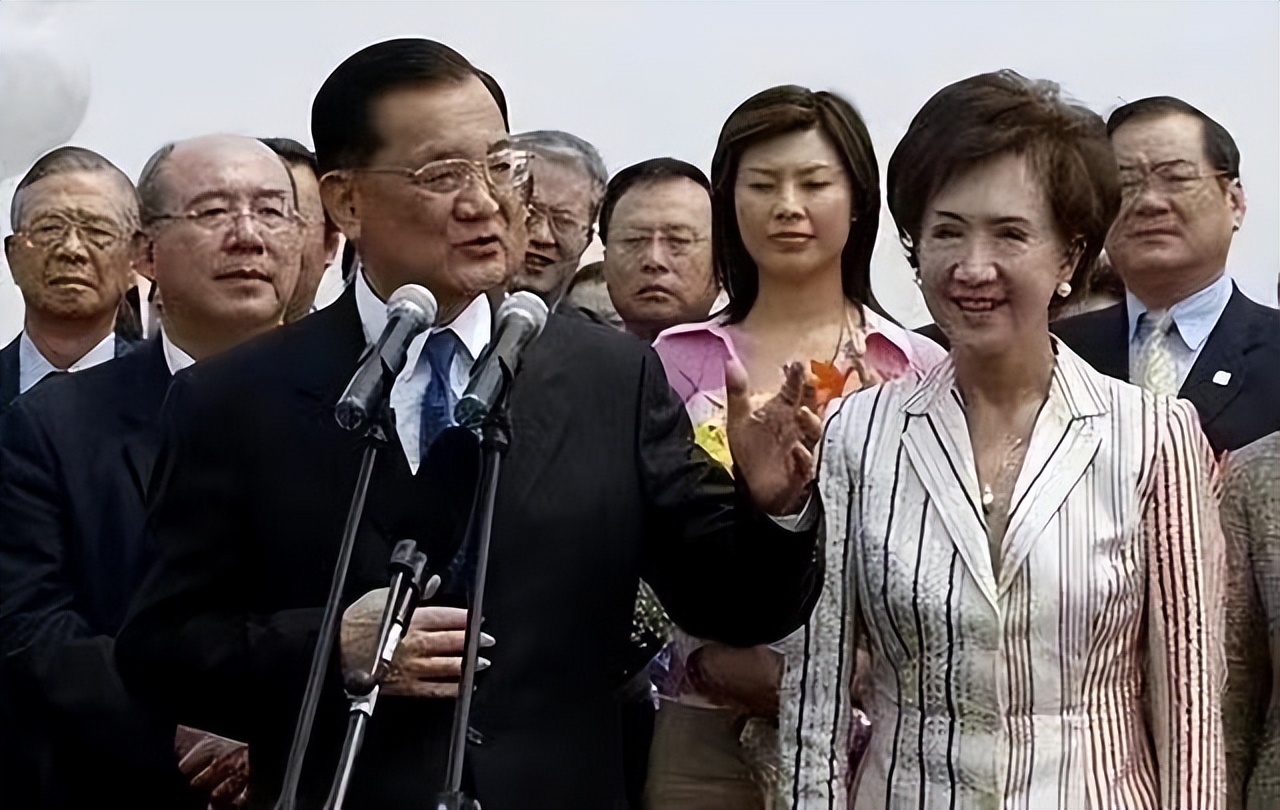 坚持九二共识和平统一,九二共识是统一的政治基础