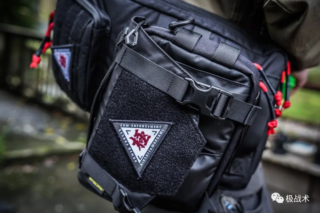 泰酷辣！机能与战术的结合，奈特科尔-SLB05机能通勤挎包丨评测