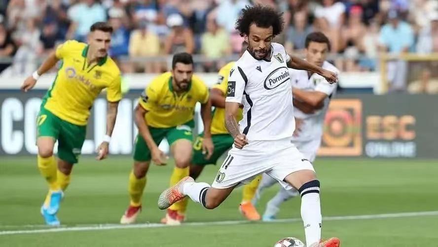 4月29日竞彩足球精彩组合：英冠、法甲、荷超