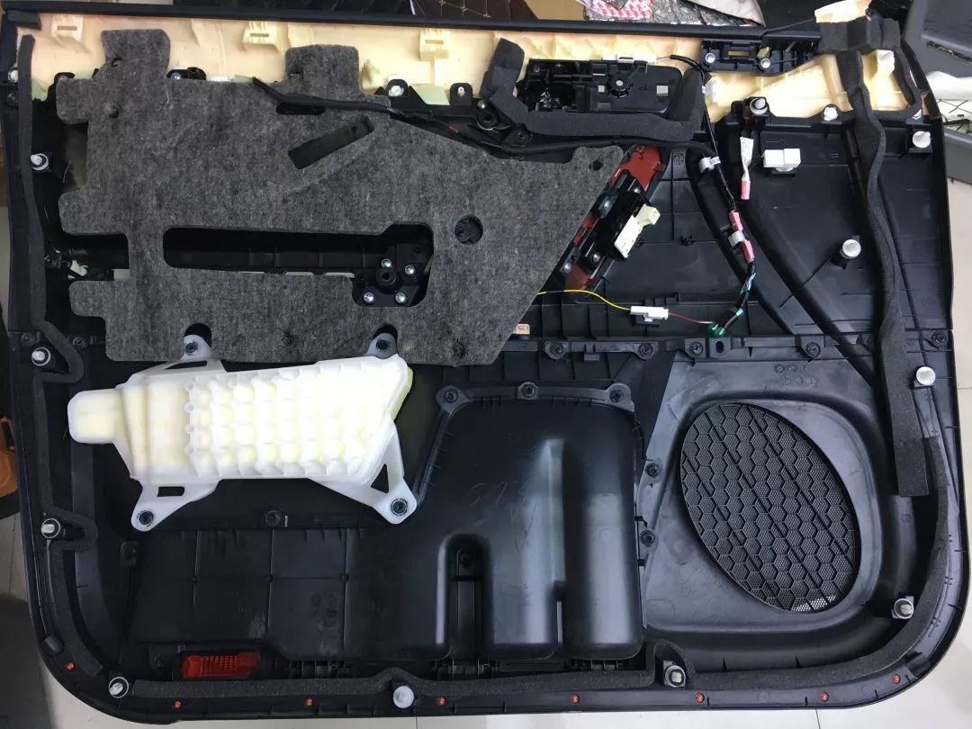 汽车隔音降噪测试丰田霸道,丰田霸道隔音