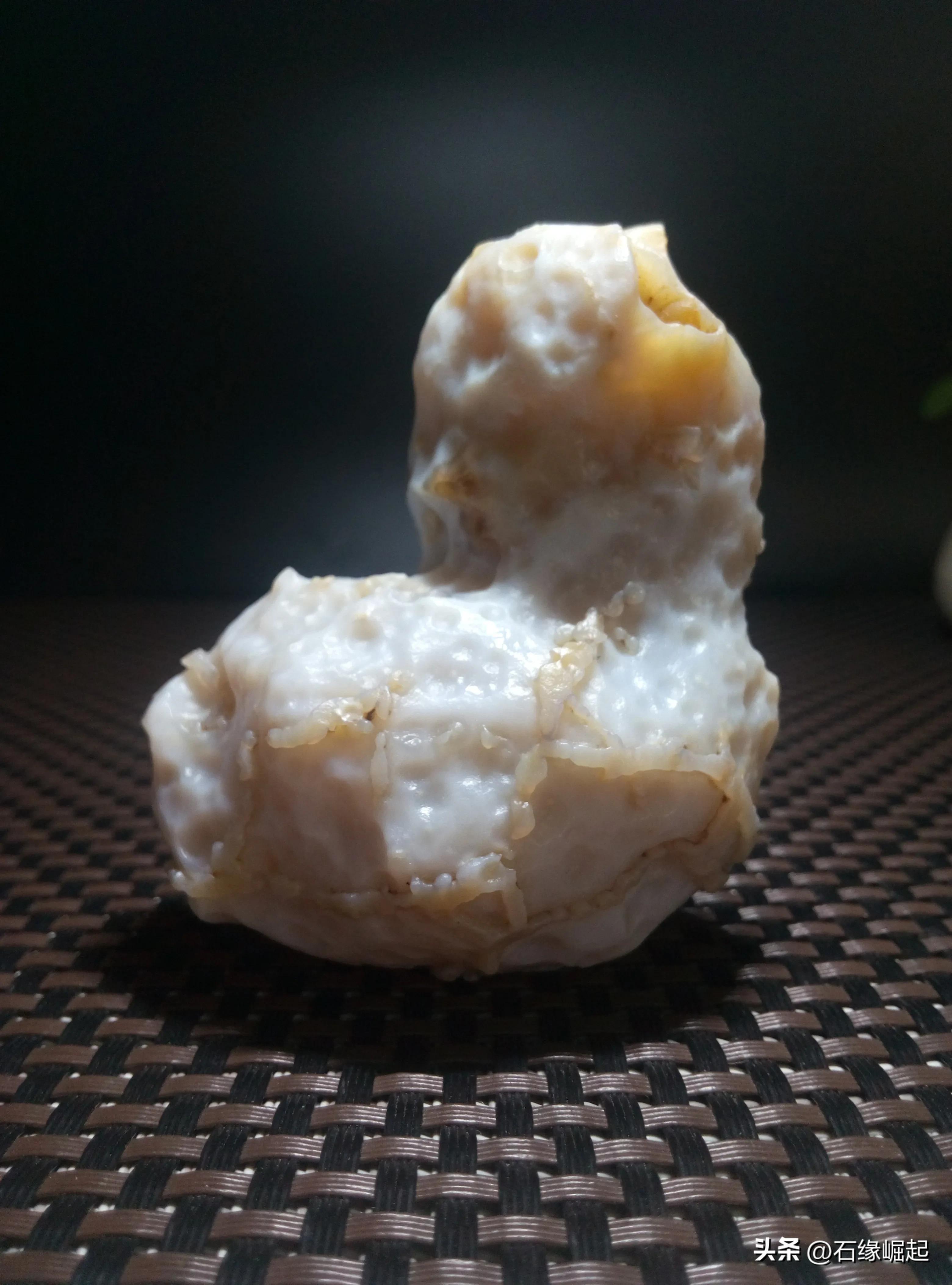 现在为什么都买石头,为什么有些石头那么值钱