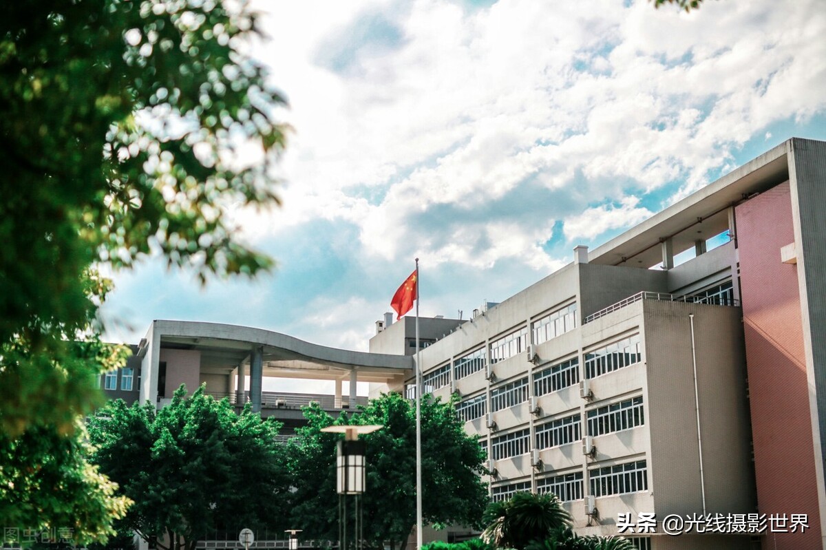 西南政法大学：法学界黄埔军校，法学齐名清华北大，却不是双一流