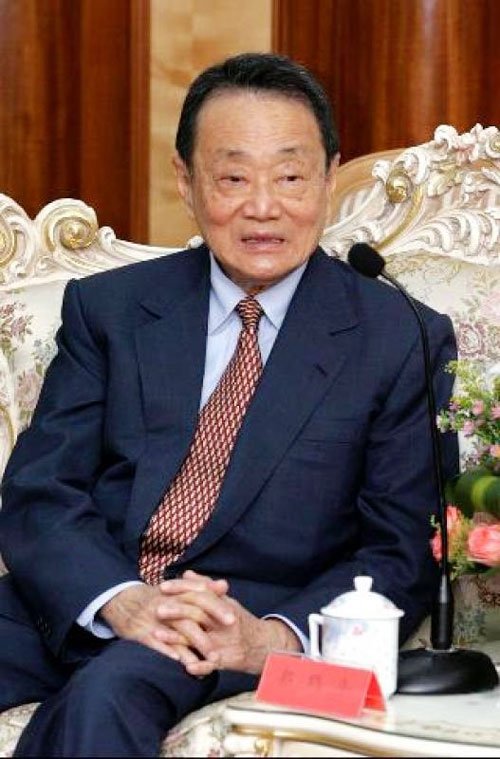 3大港圈豪门谜案：车祸猝死失踪退圈，小说都不敢写的神秘细节