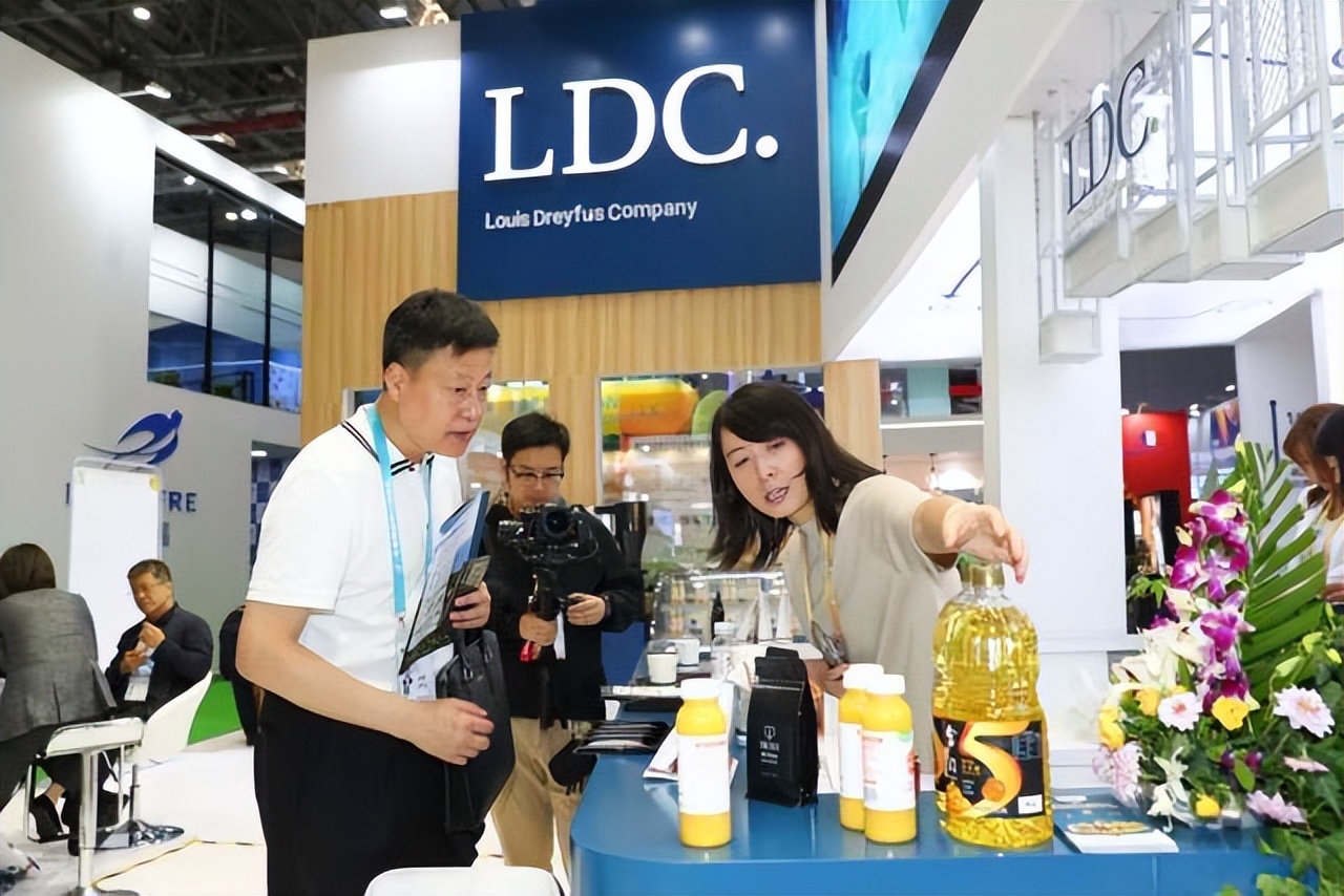 世界四大粮商之一：路易达孚进入中国50年，靠卖大豆每年“躺赚”