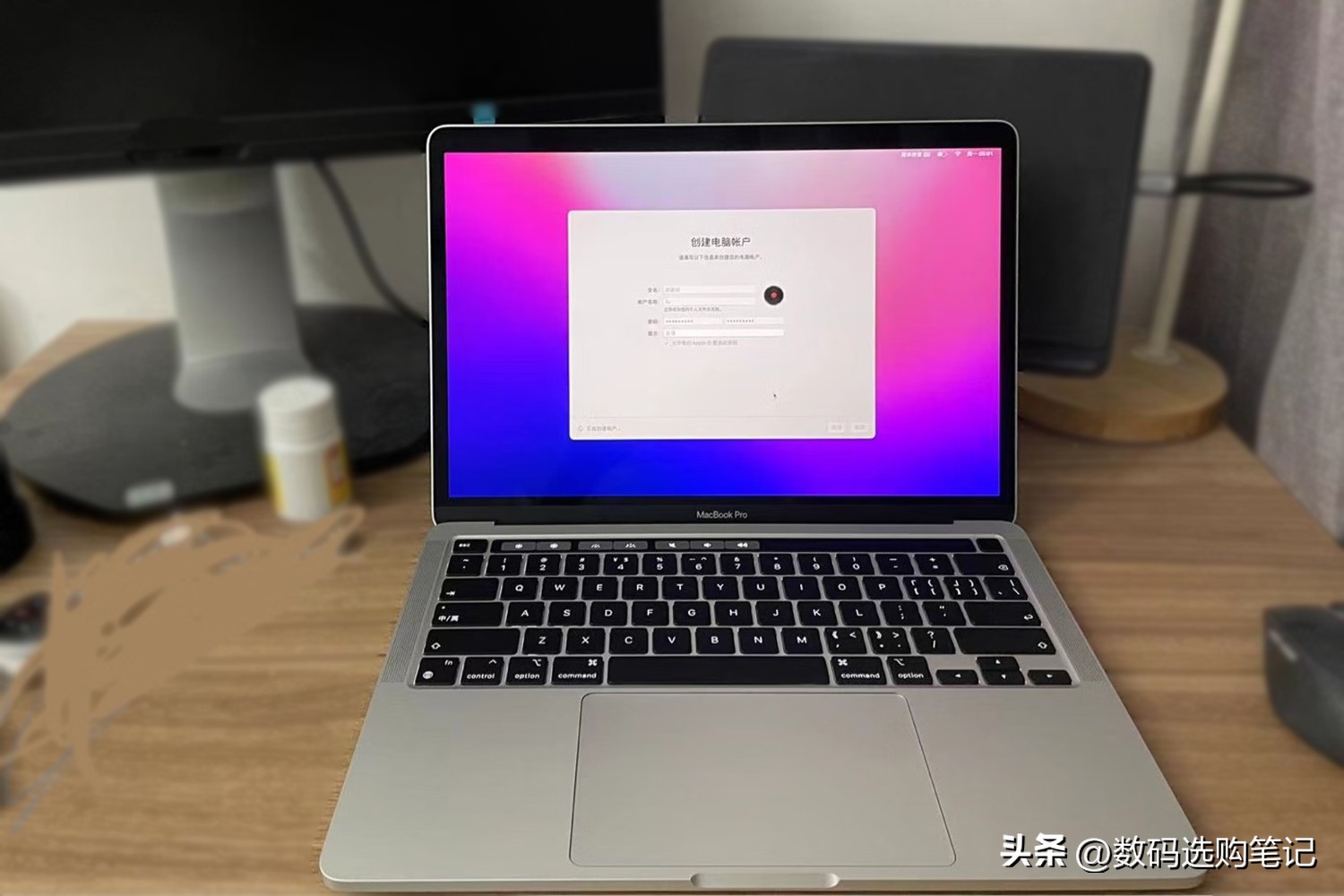 苹果笔记本和华为笔记本怎么选,华为笔记本电脑外出办公专用推荐