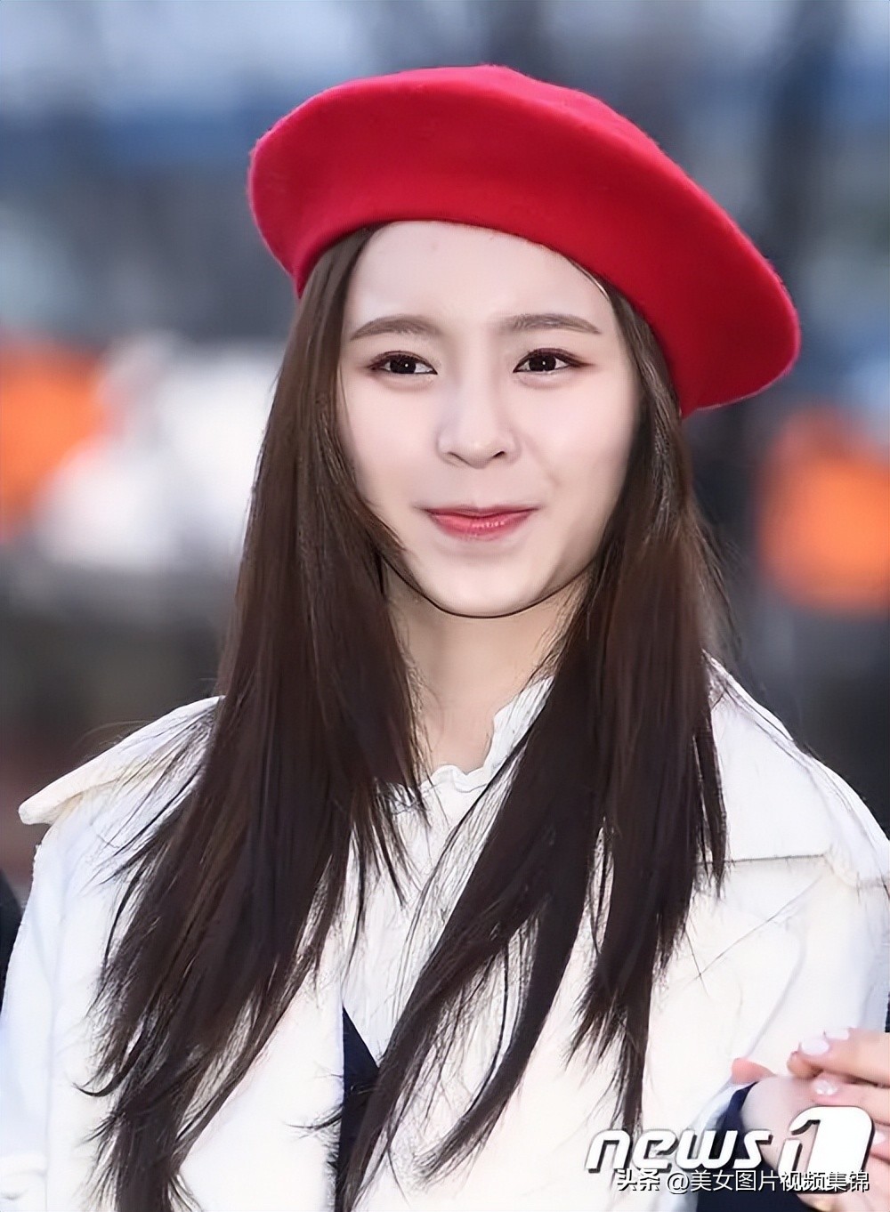 王灏儿红裙,王灏儿高清美图