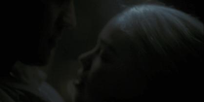 尺度神剧口碑回升8.8，死抓反转终极密码，观众：完全戳中爽点