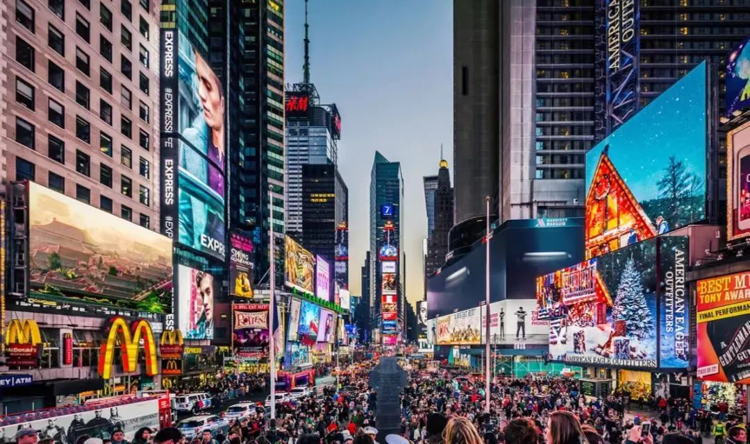 美国纽约时代广场大屏费用,登上纽约时代广场大屏幕需要钱吗