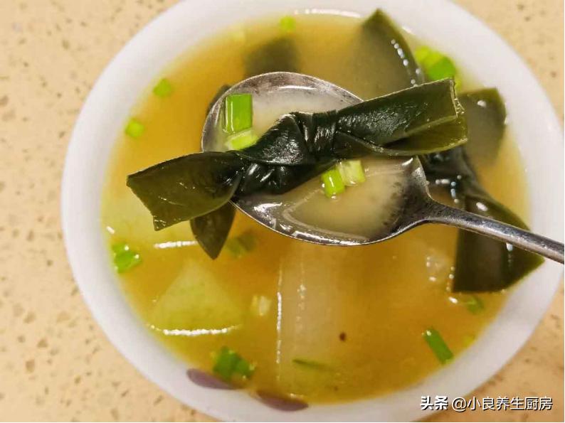 冬天喝什么汤有助于孩子长胖,入秋后孩子长高多喝这七款汤