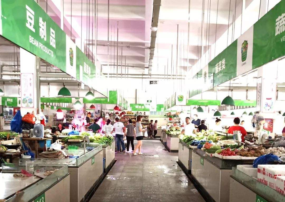 2017年商贩买了只怪鸟，卖150元都没人要，被抓才知是牢底坐穿鸟