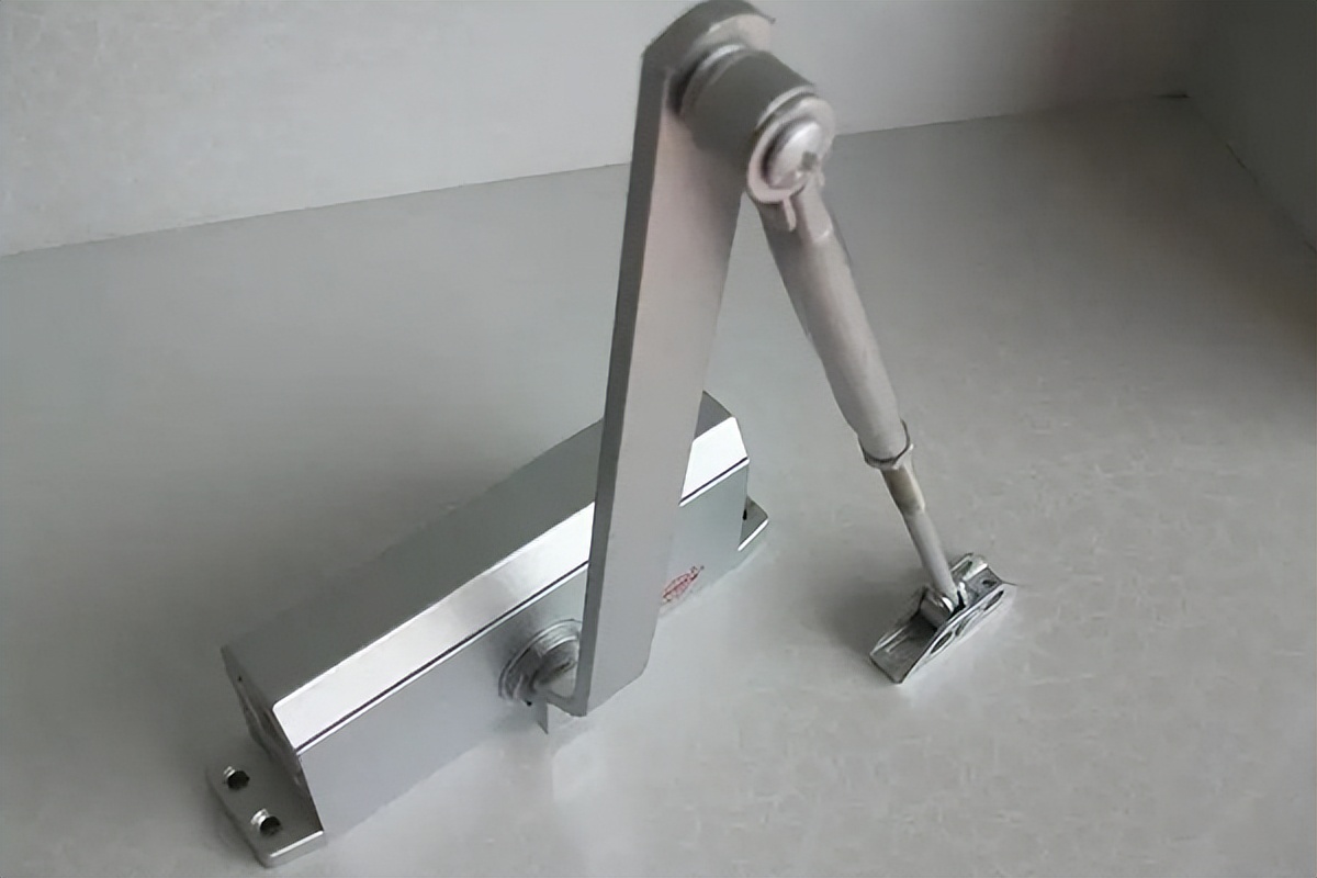 铝合金门闭门器哪个牌子最好,闭门器哪个品牌性价比高