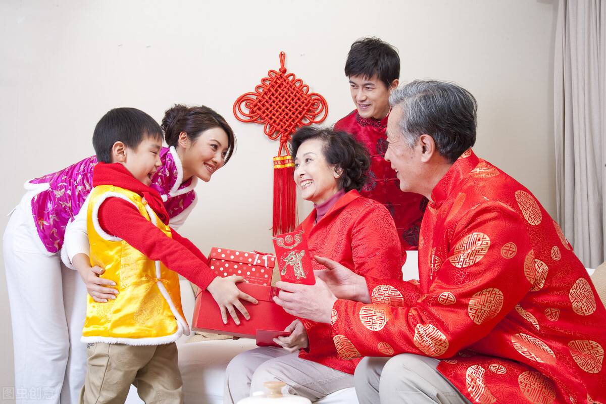 过年如何选白酒品牌好点,白酒过年价格合适选哪种