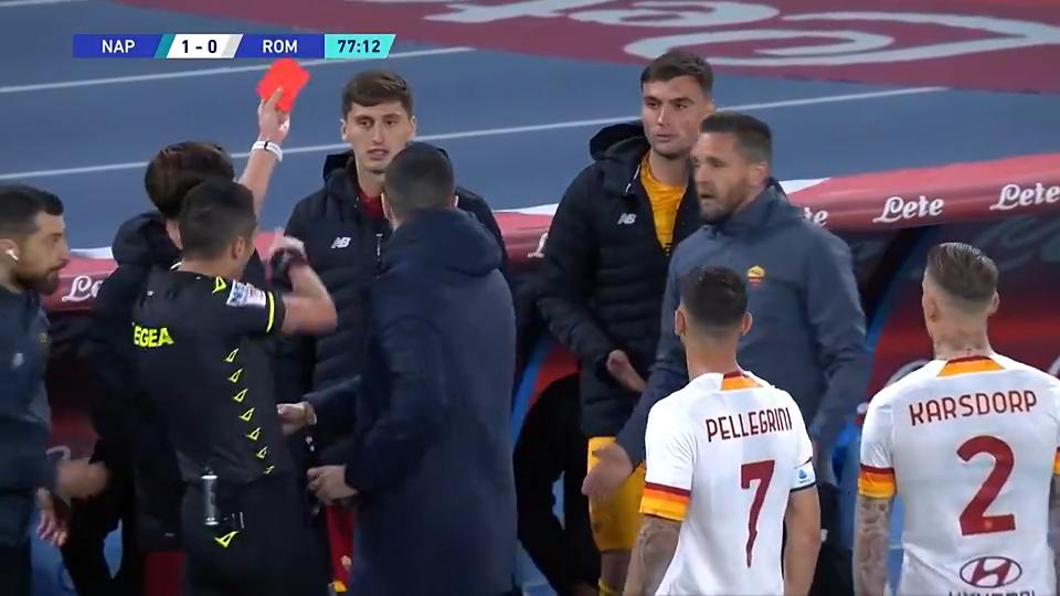 888不满穆里尼奥的言而无信，扎尼奥洛过掉门将，被直接抱摔在地