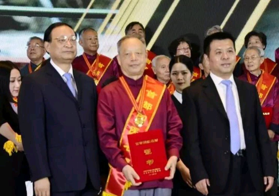 中国脾胃专家李乾构视频,中国著名肠胃中医泰斗