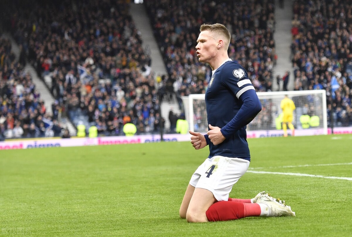 曼联麦克托米奈逆转,曼联3比2曼城麦克托米奈