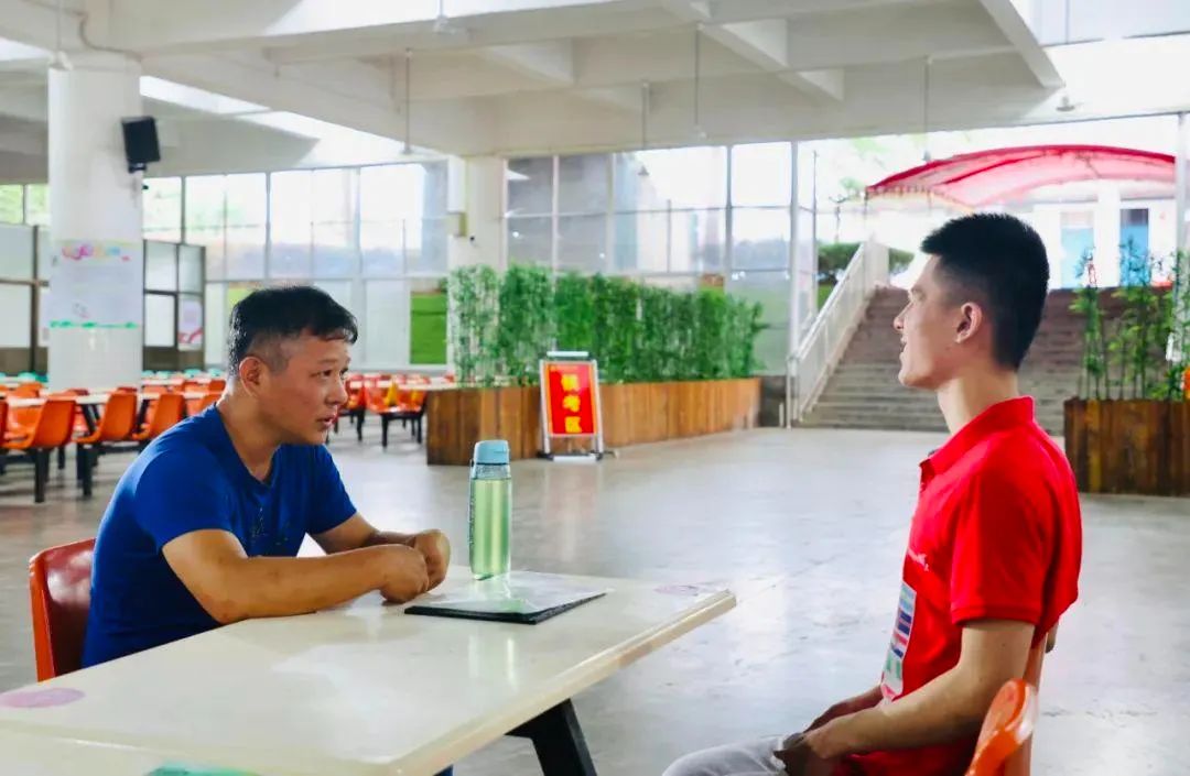 “追梦的少年”啊，一个也不能落下！