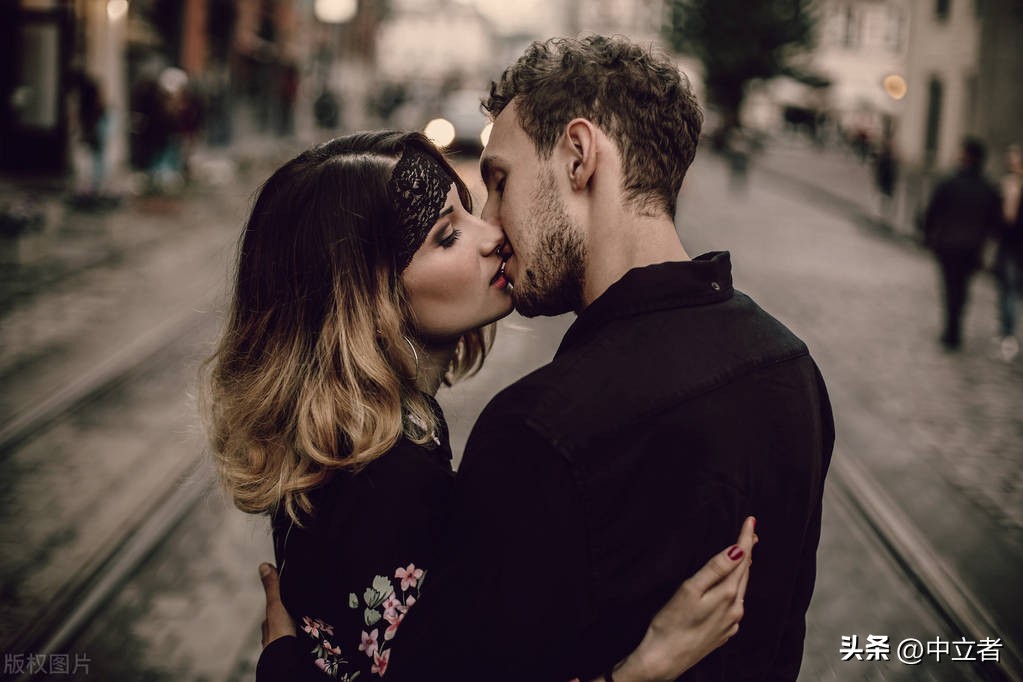 接吻会传染哪些病,接吻会传染艾滋病吗没有明显出血