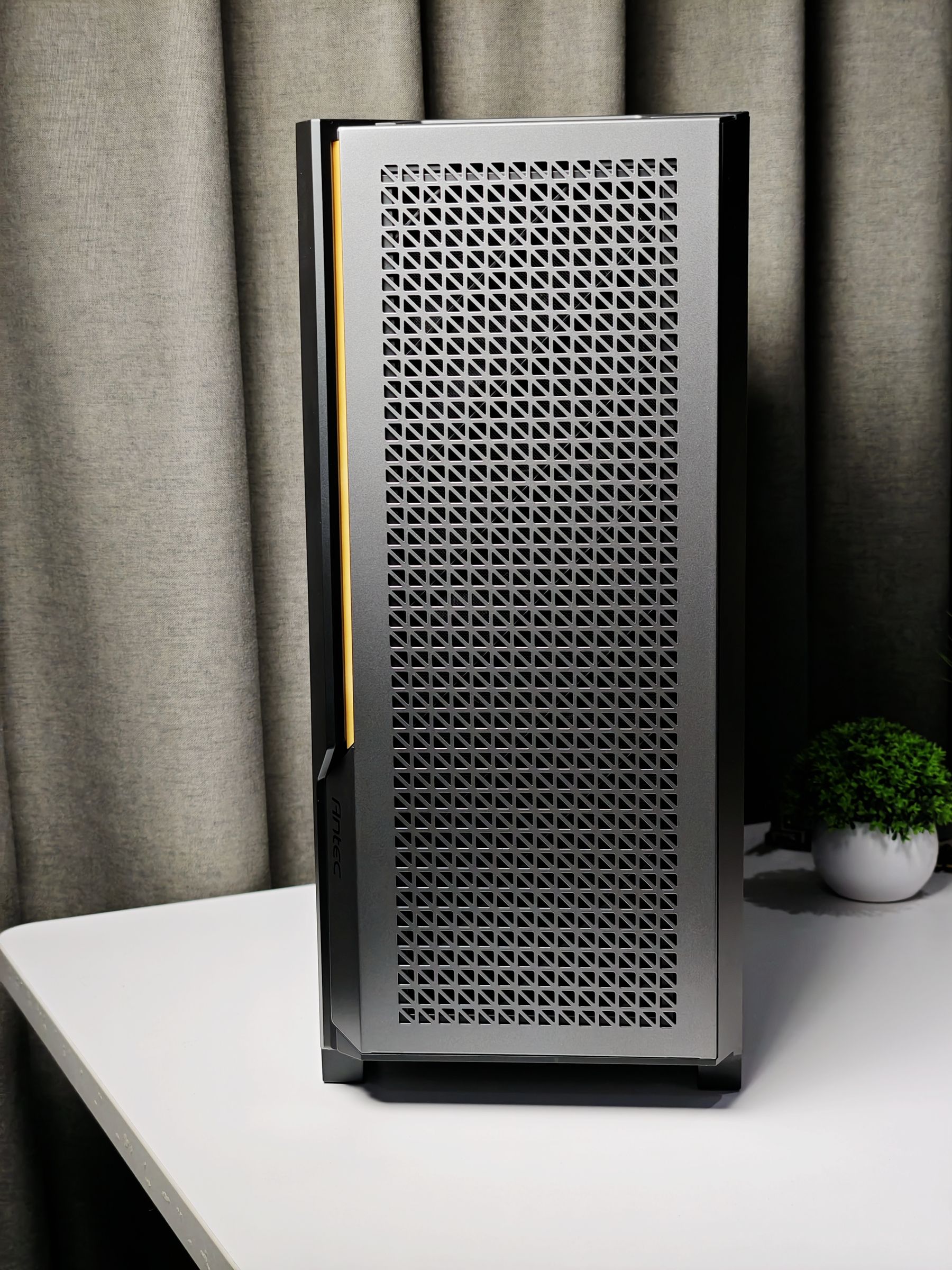 扎实稳健，低调奢华，轻松装下RTX4090-安钛克P20CE机箱设计解析